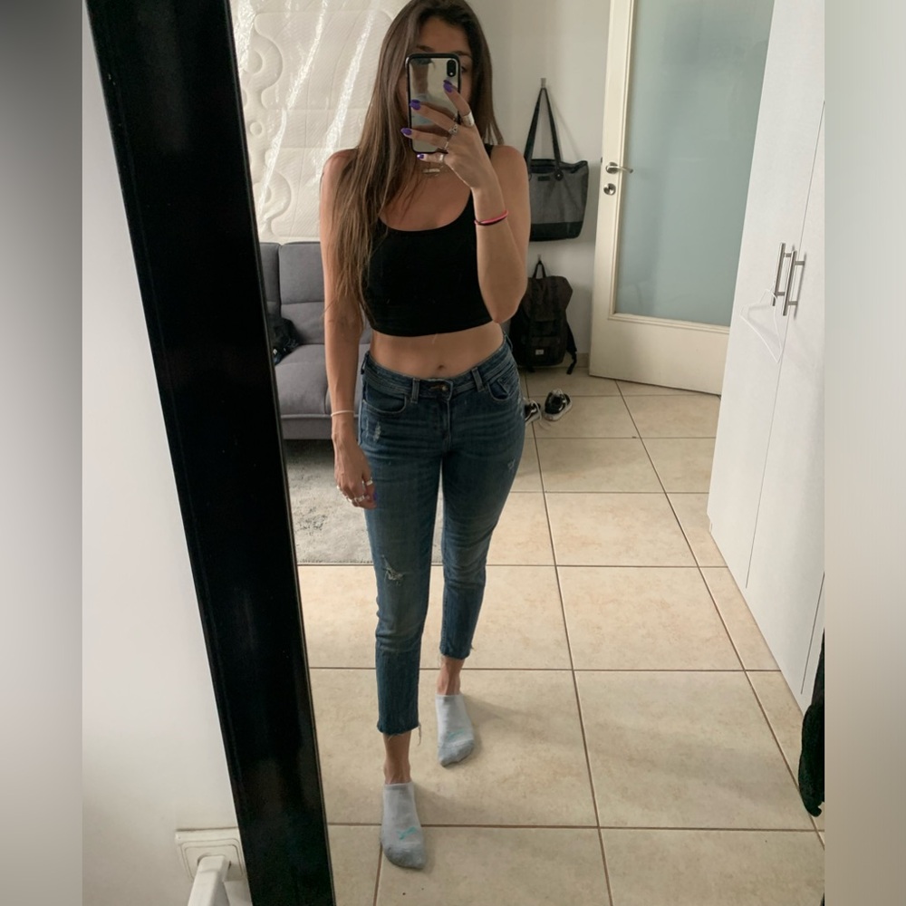 Zara blue skinny ankle jeans. Size 4. Size 36.